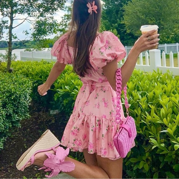 Pink Floral Dress with Matching Woven Bag - Picture 8 of 12